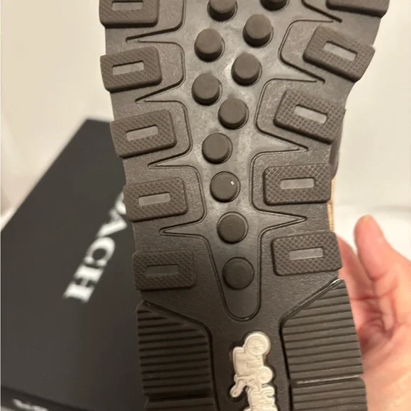 Khaki Chestnut women’s Coach Runners Shoes new - Picture 8 of 9